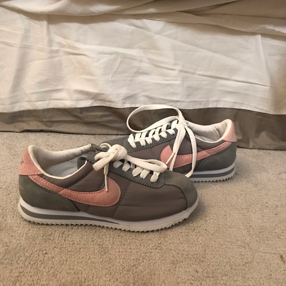 Nike Cortezs